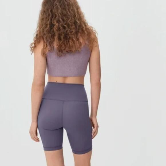 Everlane The Perform High-Waisted Biker Shorts Dark Plum Purple S Compression - Picture 12 of 12